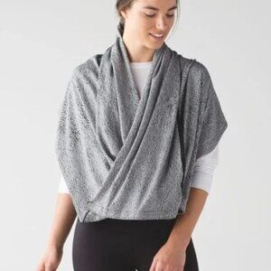 Lululemon Vinyasa Wrap -  Luon Spray Jacquard - Gray/Black/White
